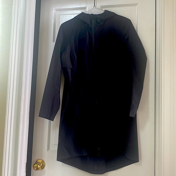 lululemon athletica Jackets & Blazers - Lululemon Rain Rebel Jacket Black Size 6